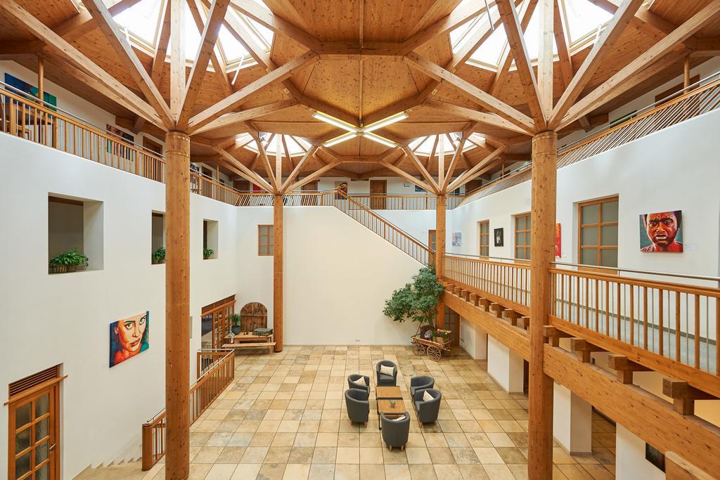 Seminar- Und Gaestehaus Im Kloster Безау Экстерьер фото